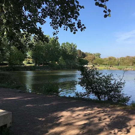 Prázdninový dům Maison Paisible Avec Jardin, Garage, Wifi, Proche Et Commerces - Fr-1-92-798 *