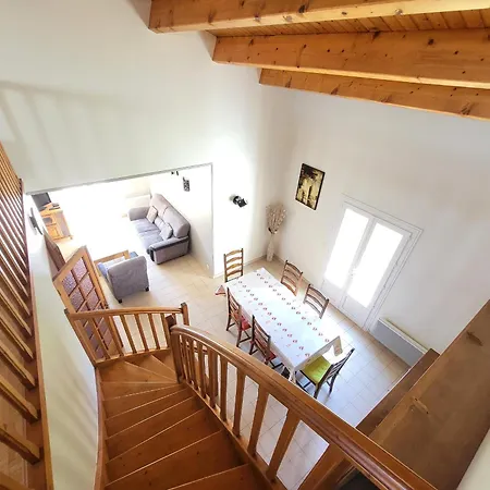 Сasa de vacaciones Maison Paisible Avec Jardin, Garage, Wifi, Proche Et Commerces - Fr-1-92-798 *