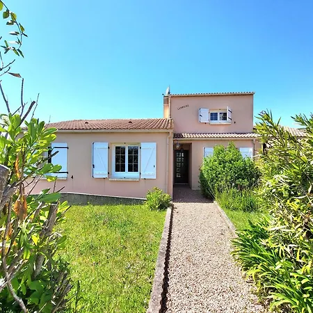 Maison Paisible Avec Jardin, Garage, Wifi, Proche Et Commerces - Fr-1-92-798 *